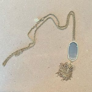 Like new Rayne Kendra Scott necklace in slate